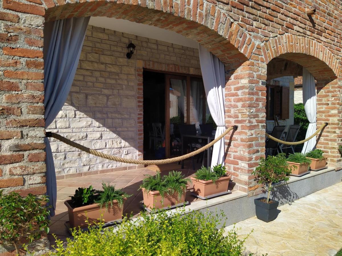 Villa Baleta Butkovici  Ngoại thất bức ảnh